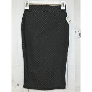 Woman's Polka Dot Pencil‎ Skirt / (Matching Blazer also avail) Size S / Sku0049